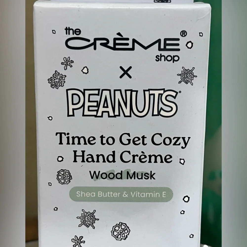 the Crème Shop x Peanuts Time to Get Cozy Hand Cream, Wood Musk, new!